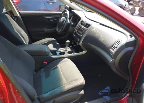 2014 Nissan Altima 2.5 S z USA, uszkodzony, nr VIN 1N4AL3AP4EC325125